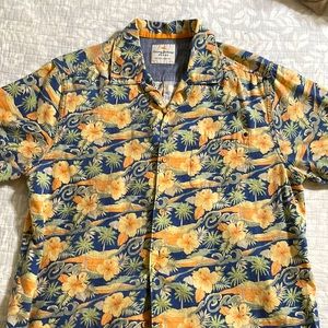 Tommy Bahama casual beach shirt Mens Medium